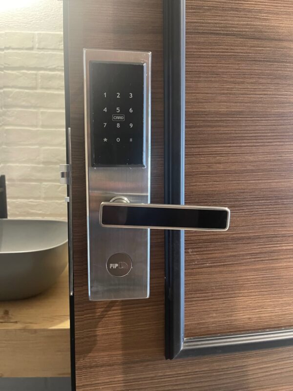 Serratura ecosmart: Sicurezza avanzata e gestione intuitiva.